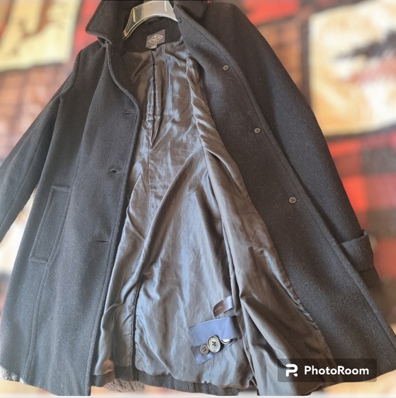 Heavyweight Peacoat - Picture 3 of 7